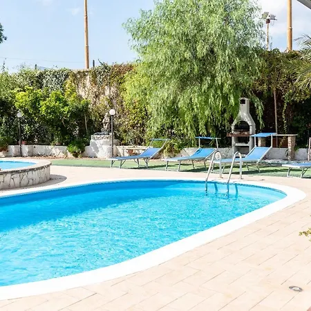 Nyaraló Agrigento Pool And Garden *